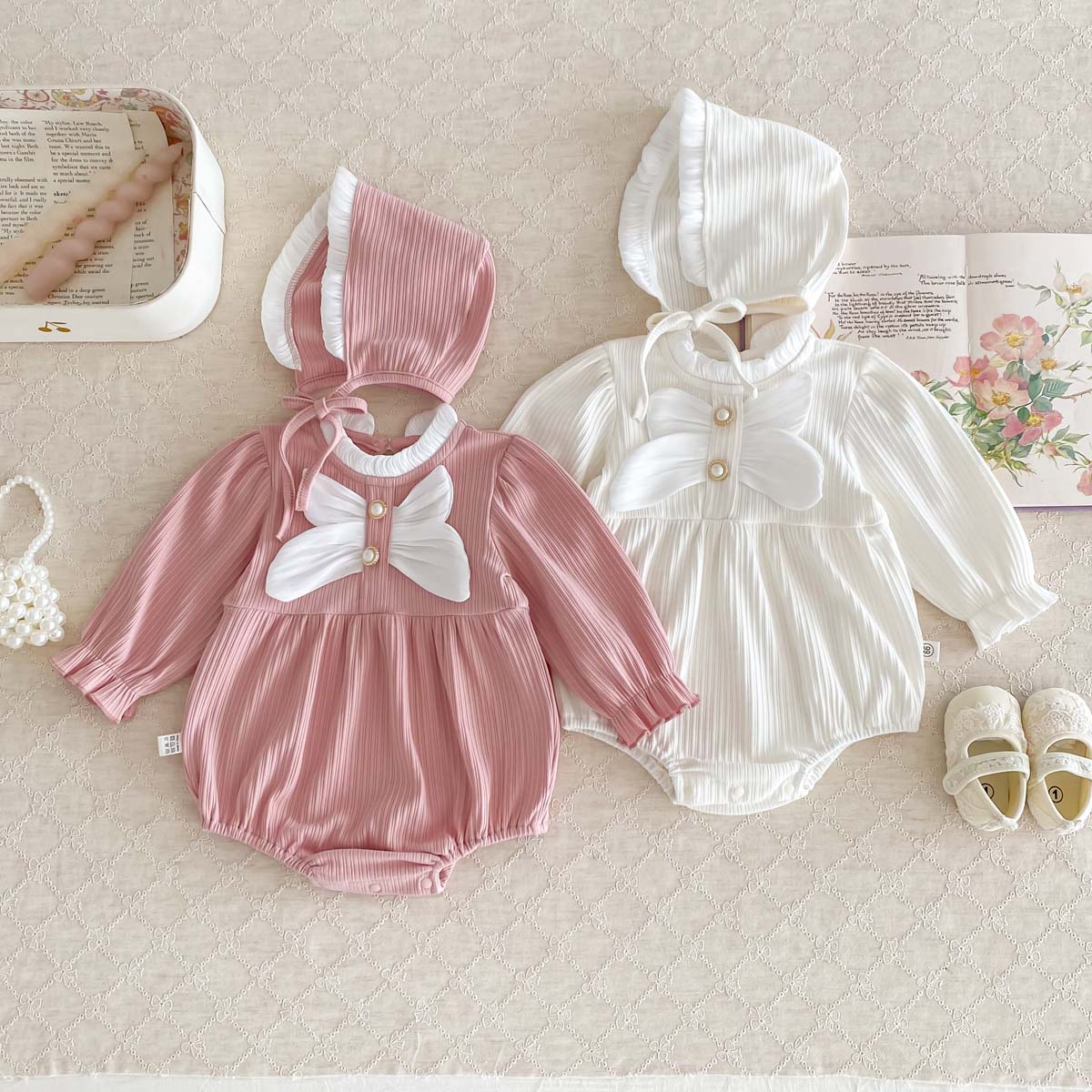 Herbst Baby Strampler mit Hut  – Baby Clothing Display Stand Bewertung und Preis